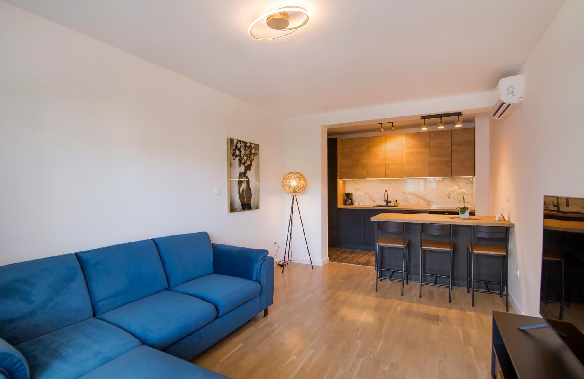 Brand New In Apartment
